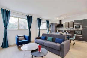 TROCADERO/ EIFFEL TOWER - 3 Bedrooms- All New!